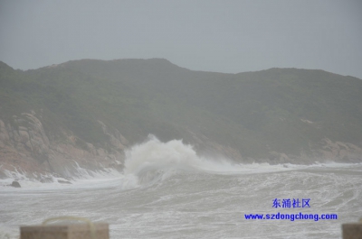 台风“纳沙”带来的巨浪